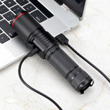 Lampe Torche LED Rechargeable Puissante – 20W Zoom et Multi - Modes - Brazyer Vision Nocturne